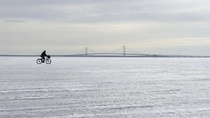 Ice Bridge - Mackinac Island’s Hidden Season film complet