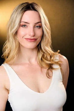 Ali Hamilton portrait