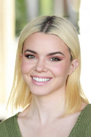 Shelby Cobb portrait