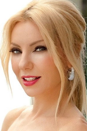 Elena Tsavalia portrait