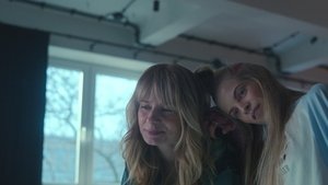 A Girl and an Astronaut S01E01