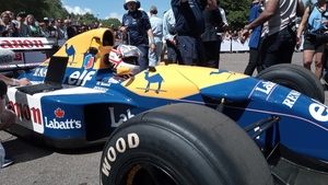 Williams & Mansell: Red 5