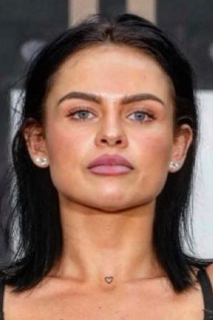 Amber Amelia portrait