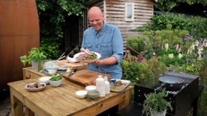 Tom Kerridge Barbecues Sizzling Steak