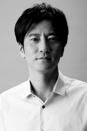 Kanji Tsuda jako Fumiya Mori : Ministry of Health, Labour and Welfare / Research and Development Division Director