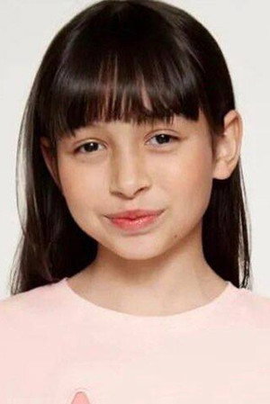 Xandra Mariam portrait