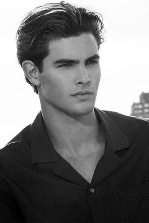 Gordon Winarick portrait