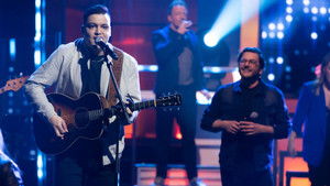 En direct de l’univers: 13×17 {year} Online En Netflix