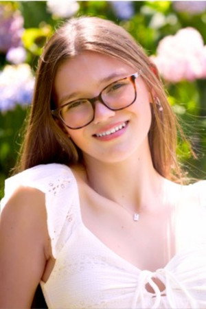Zoe Riley