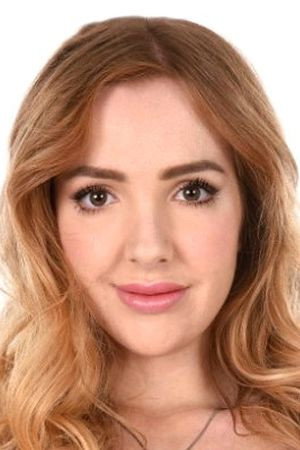 Scarlett Jones portrait