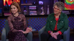 Image Ellie Kemper and Prue Leith