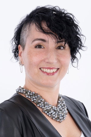 Annie Deschamps portrait