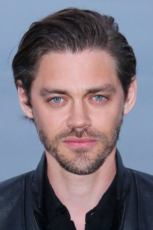 Tom Payne photo