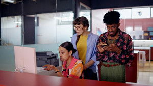 Anna Comes Home: 1×1