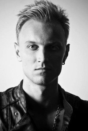 Sergei Yalovitsky — interprète de Lui-même - Contestant