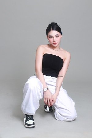 Kelly Canoza