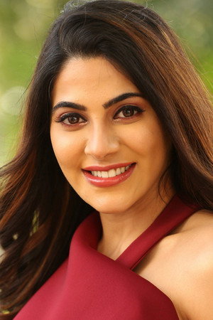 Nikki Tamboli portrait