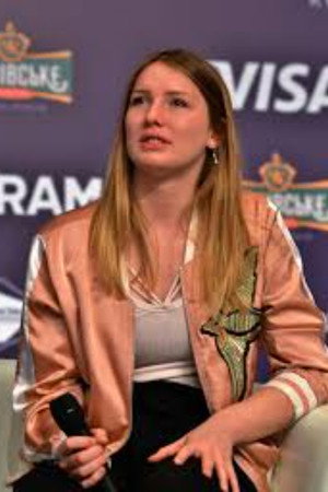 Ellie Delvaux