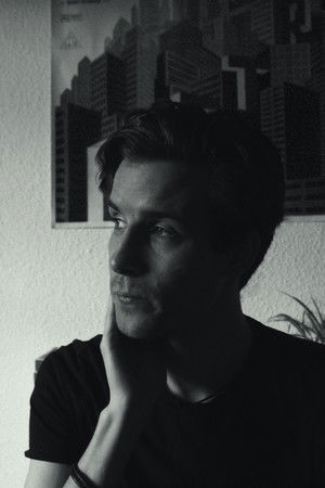 Tom Oliver thumbnail