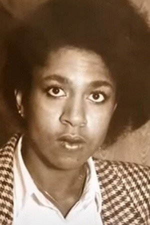 Elena Khanga portrait