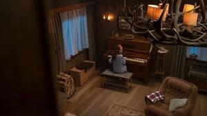Los Extraños Capítulo 1 (2024) DVDRIP LATINO