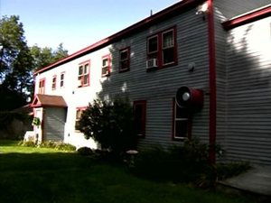 Ghost Hunters New Boston Inn / Gloria's House