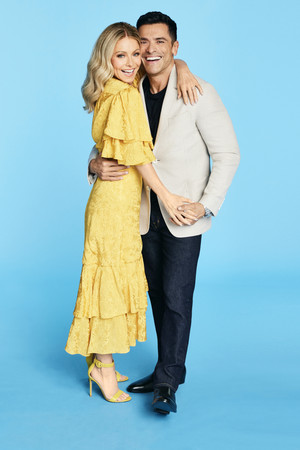 poster LIVE with Kelly and Mark