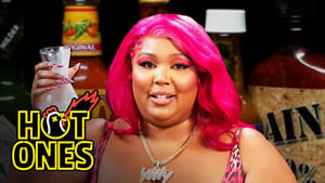 Image Lizzo Earns Her Hot Sauce Crown While Eating Spicy Wings