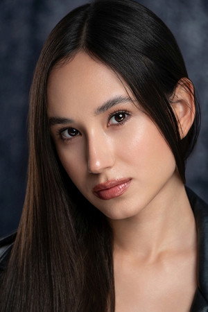 Julia Burenok portrait