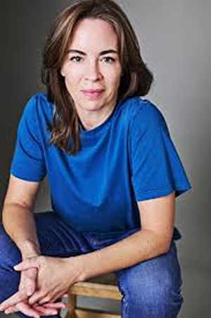 Eve Macklin photo