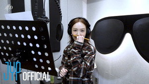 NAYEON “ABCD” Recording Behind