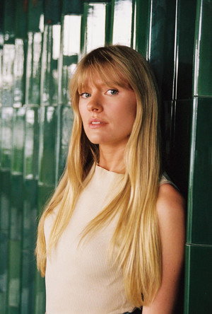 Sarah Durn photo 6