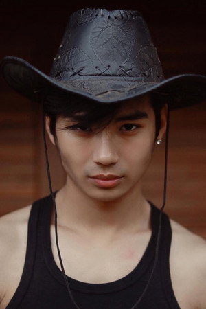 Tayza Lin Young portrait