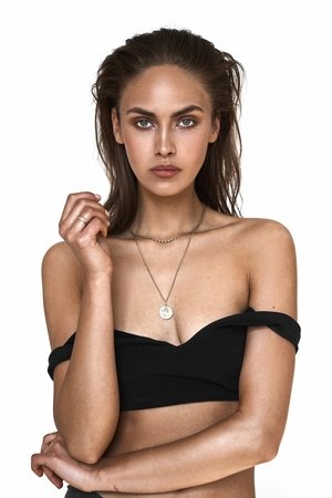Elena Carrière thumbnail