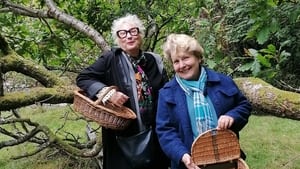 Extraordinary Escapes with Sandi Toksvig Episode 6