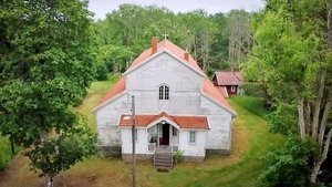 Image Turn of the Century Chapel in Strömsberg