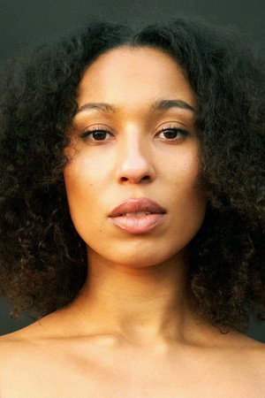 Maji Claire portrait