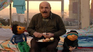 Kolah Ghermezi And Bache Naneh