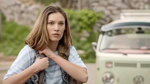 Episode 9 of Crossing Lines