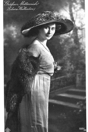 Claire Wolff-Metternich-Wallentin portrait