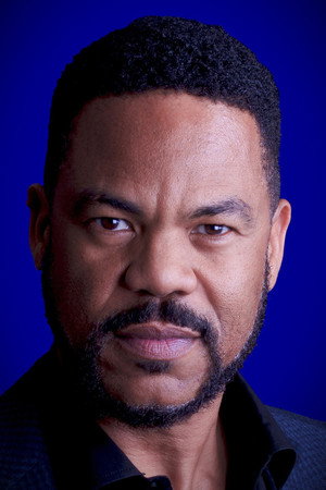 Craig Thomas portrait