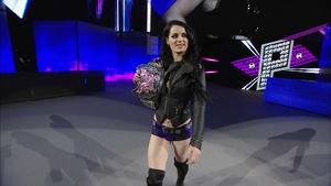 Biography: WWE Legends Paige