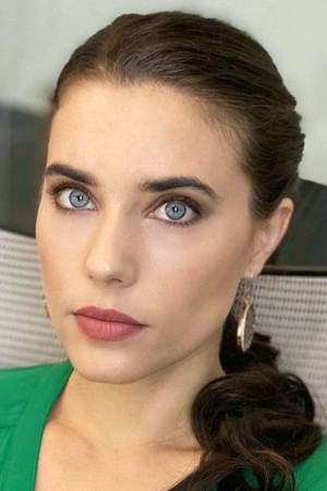 Alix Angelis portrait