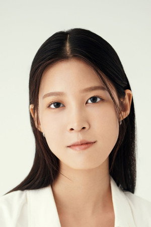 Li Yi-chien portrait