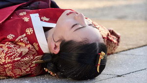 Kẻ Thù Hoàng Gia Của Tôi