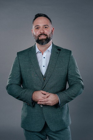 Štefan Rehák — interprète de Lui-même / elle-même - Contestant