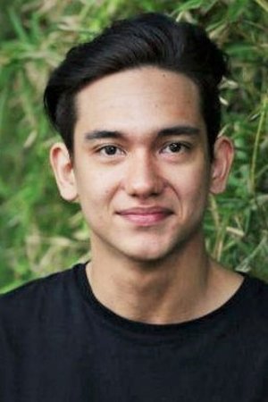 Adipati Dolken jako Dorman