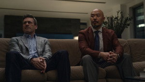 Your Friends & Neighbors 2 episodio 2