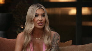 Gia - Extended Uncut Interview