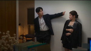 Can This Love Be Translated?: 1×3